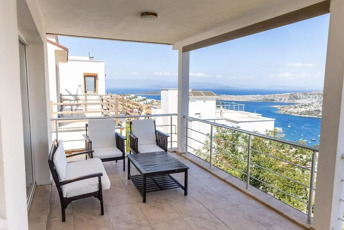 Stunning Sea View Cosy Apartment Gundogan  Turecko